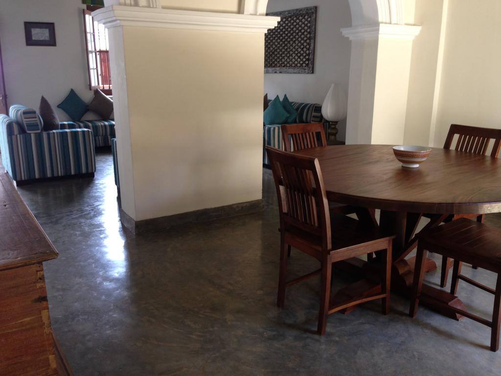 Khalid'S Guest House Galle Buitenkant foto