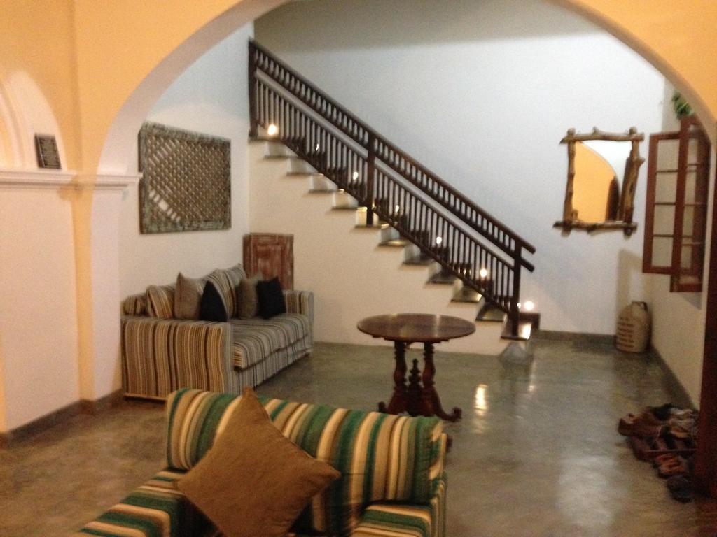 Khalid'S Guest House Galle Buitenkant foto