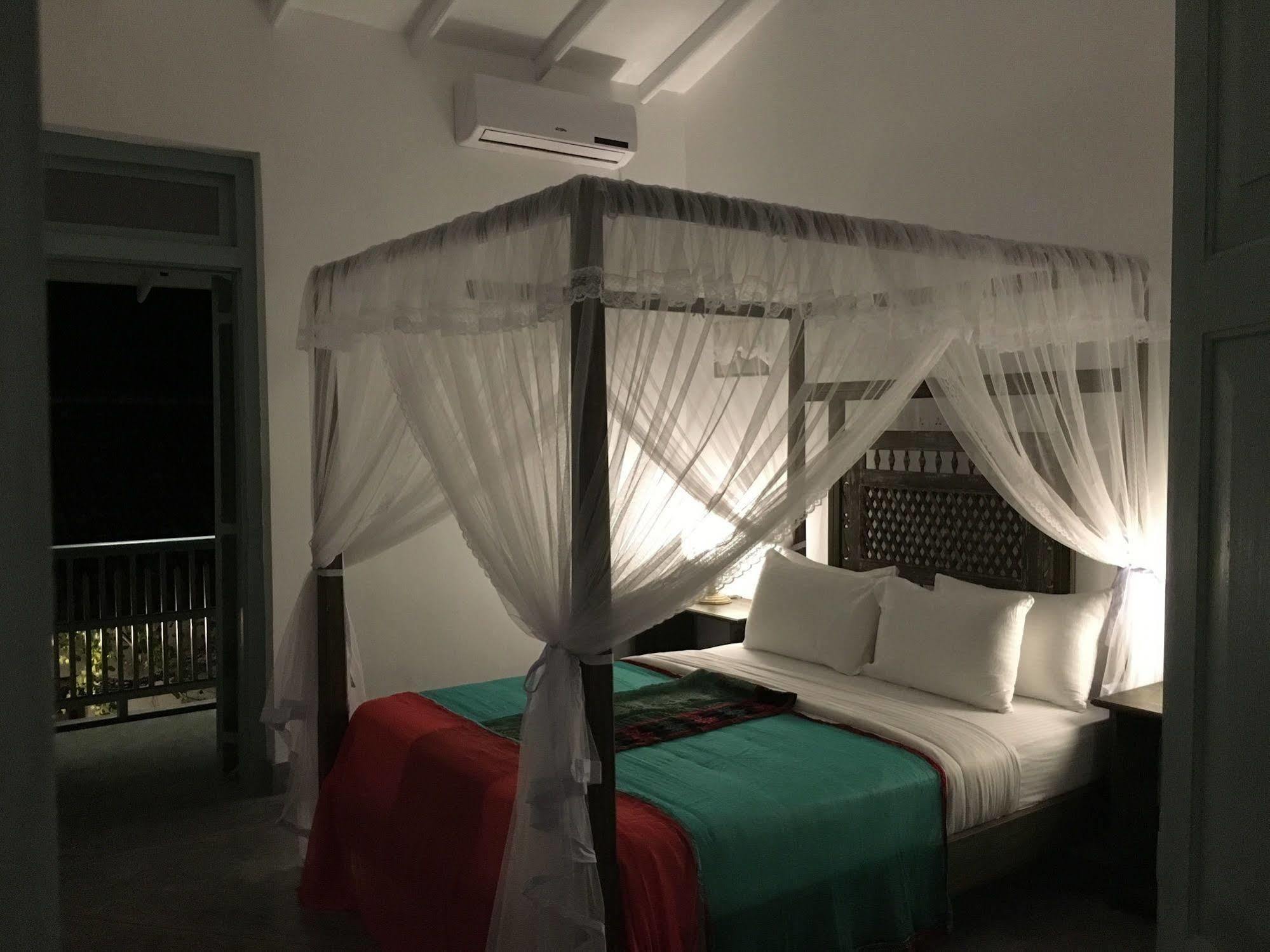 Khalid'S Guest House Galle Buitenkant foto