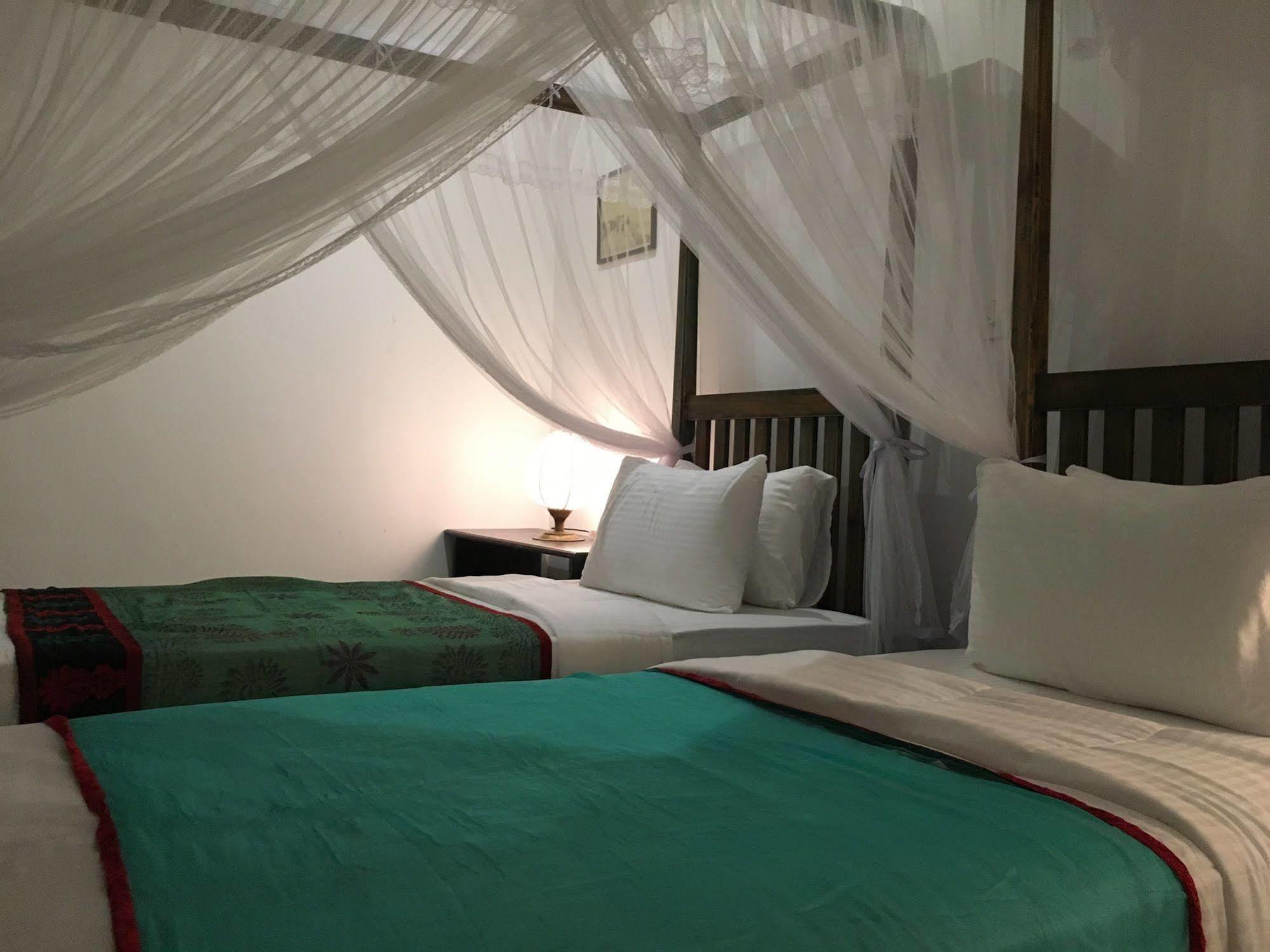 Khalid'S Guest House Galle Buitenkant foto